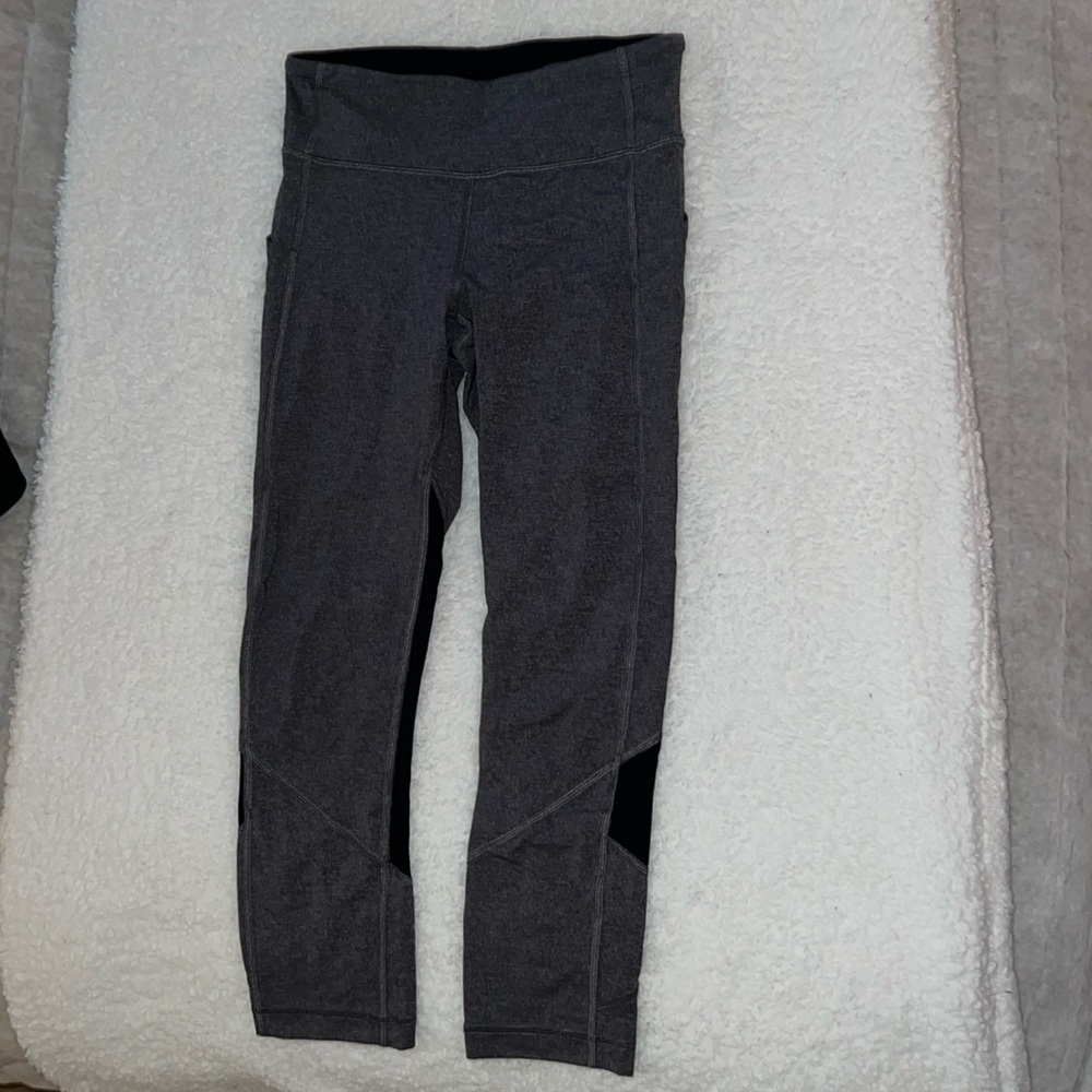 Lululemon leggings, size 4, lightly worn.